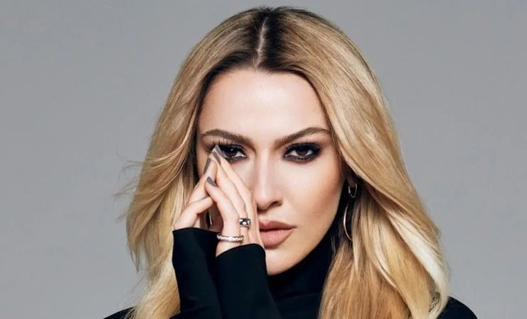 Hadise şok etti! Hayranlarını yıkan haber! Nazara geldiği söyleniyor 1
